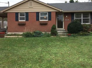 1105 Roselawn Way, Bowling Green, KY 42104