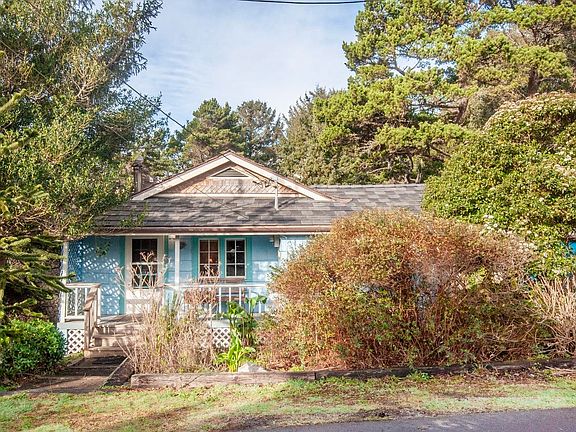 2nd image of 3025 SW Beach Ave