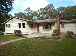 11 Riverview Rd, Niantic, CT 06357