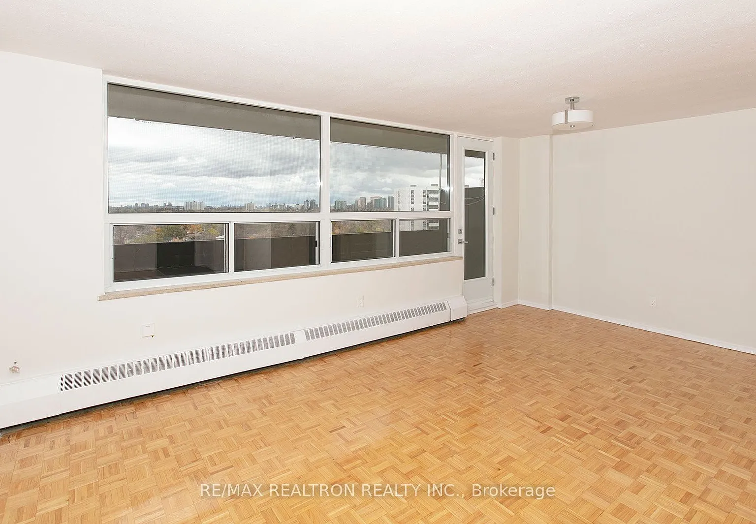 2 bed, $2,595 — Photo 2