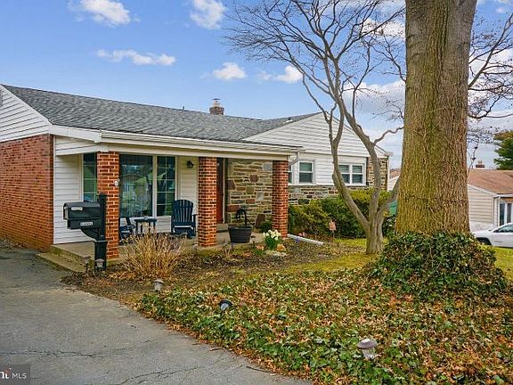 2nd image of 118 Tillman Ln