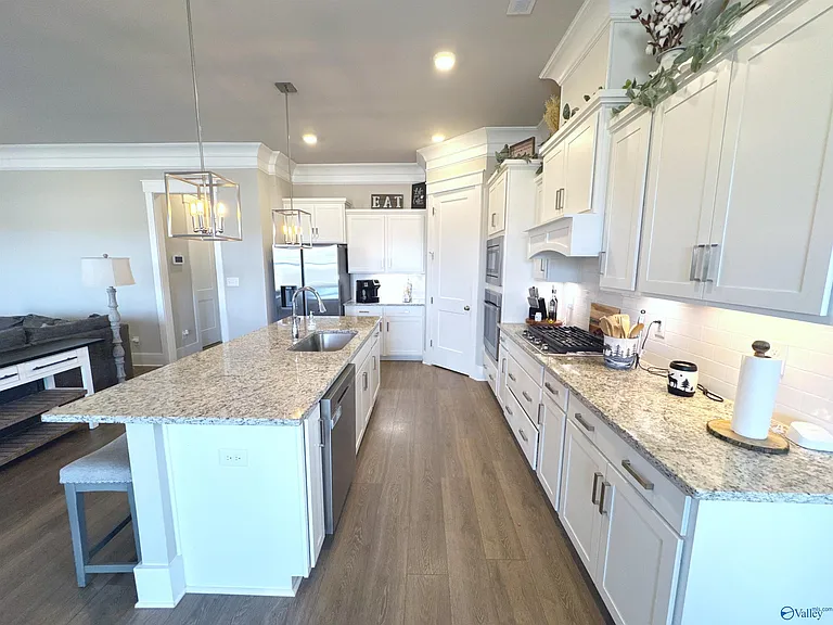401 Peach Orchard Ln — Photo 23