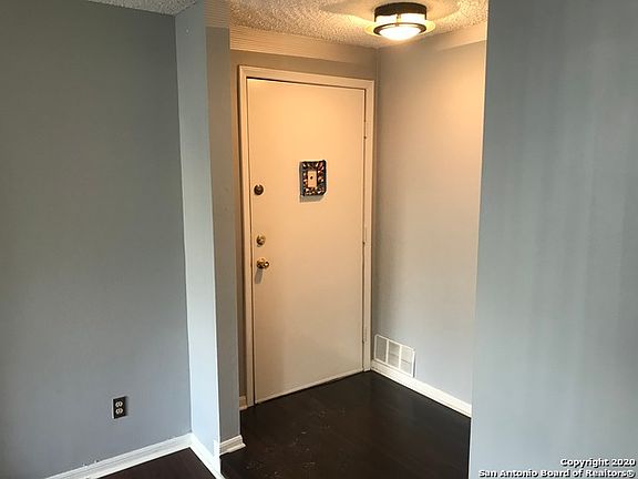3rd image of 11843 Braesview APT 413