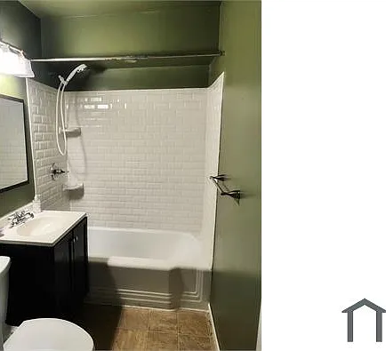 1913 Rosedale St NE #4 — Photo 8