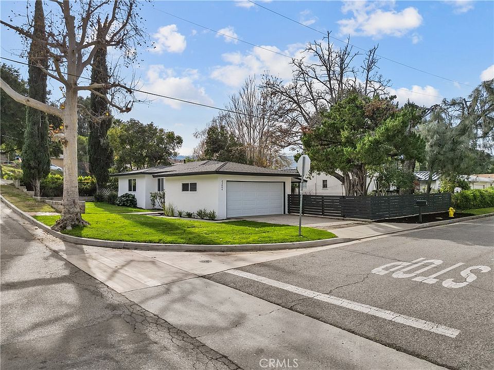 1st image of 23804 Evans Ave