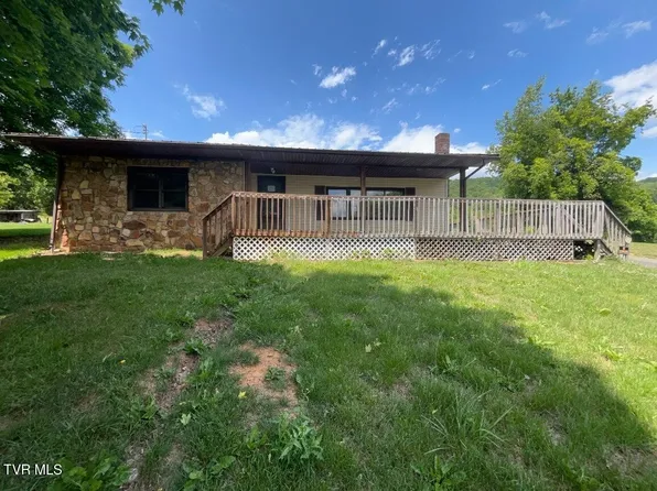 221 Holly Hill Dr, Rogersville, TN 37857
