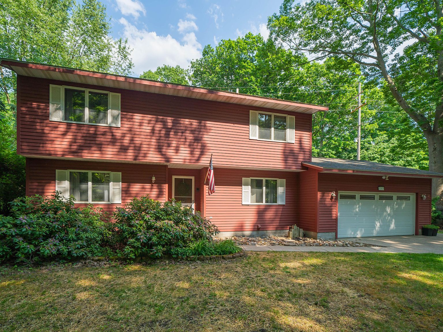 11410 Lakeshore Dr, Grand Haven, MI 49417 Zillow
