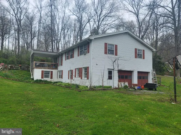 126 Pickett Rd, Dover, PA 17315