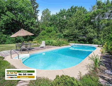 18235 Chipstead Dr, South Bend, IN, 46637
