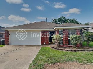 10321 Pleasant Mound Dr, Fort Worth, TX 76108