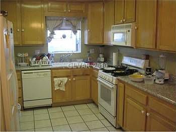 5th image of 6612 Evergreen Ave