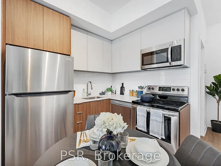37 Danforth Rd #350 — Photo 5
