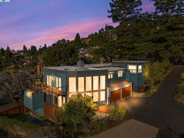 100 Fairlawn Dr, Berkeley, CA 94708