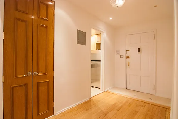 Rented by WAM Partners - William Moses Co. | media 24