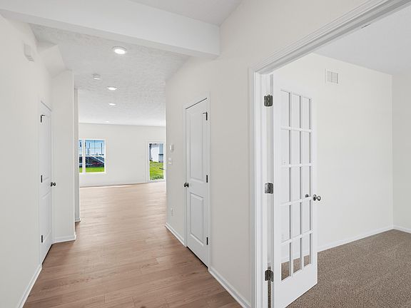 3rd image of 5537 Jaskula Ln