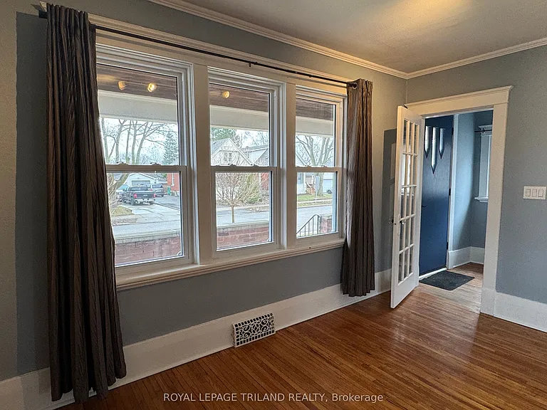 140 Arundell St #MAIN — Photo 6