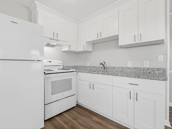 4th image of 410 N 1st St #2