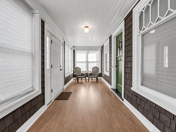 5th image of 31 Wiley Street