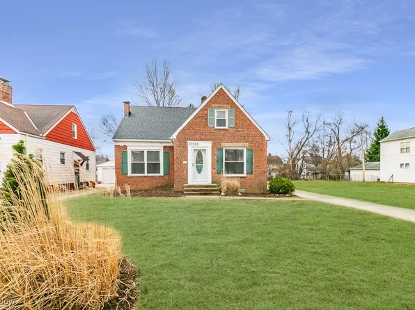 20700 Amherst Rd, Warrensville Heights, OH 44122