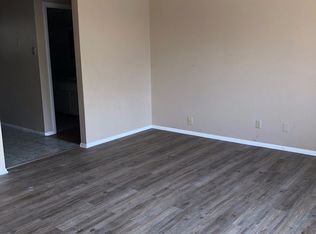 5010 N Sheridan Rd APT D, Peoria, IL 61614