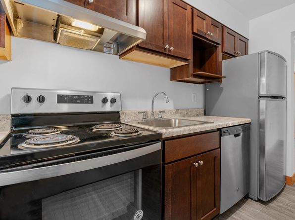 1634 Snelling Ave N #1