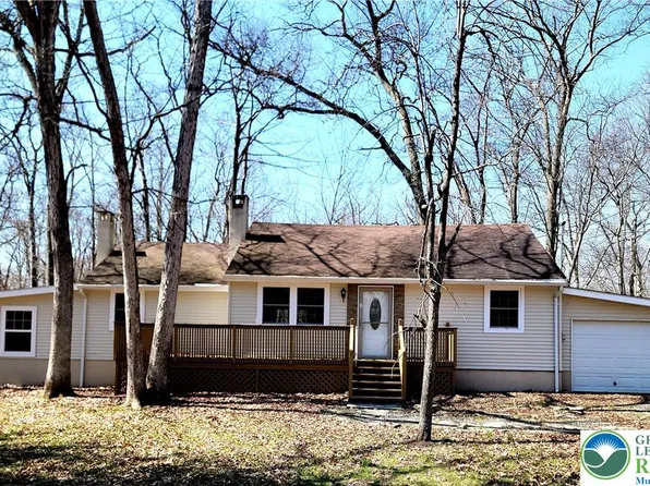 867 Underwood Rd W, East Stroudsburg, PA 18302