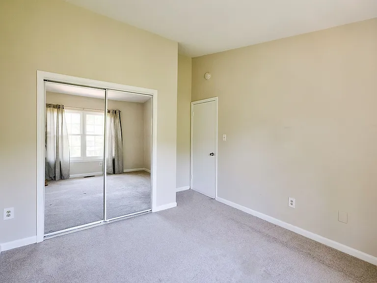 16 Casino Ct — Photo 28