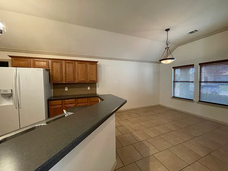 213 Midnight Dr — Photo 9
