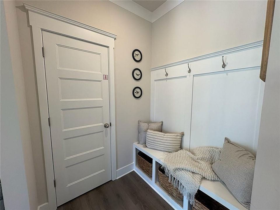 1st image of 22 Commons Way