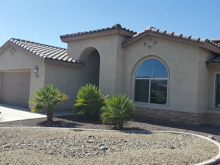 11586 E 35th Pl — Photo 1