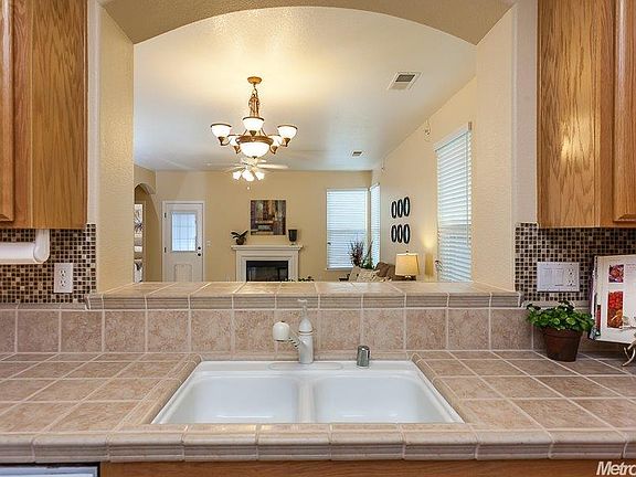 5th image of 1812 Terracina Cir