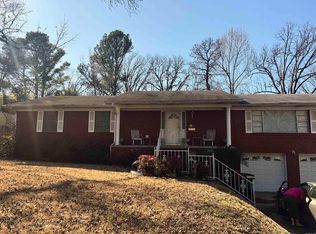 214 Martin Ln, North Little Rock, AR 72118