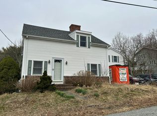11 Lugent Ln, Bristol, RI 02809