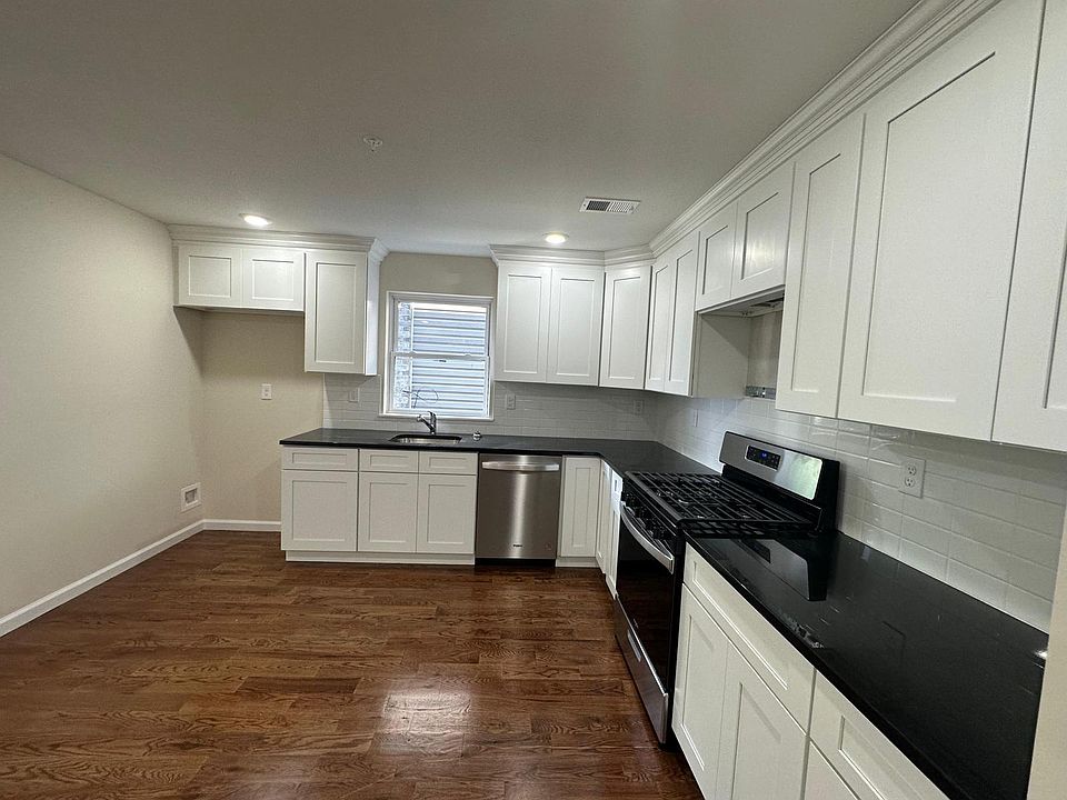 1st image of 106 S 6th St #2E