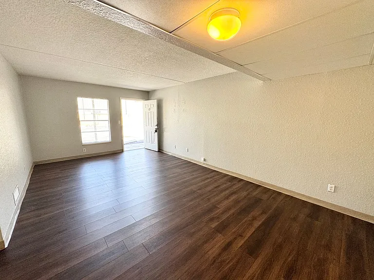 1229 Kennedy Rd #68 — Photo 5