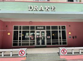 1460 Ocean Dr