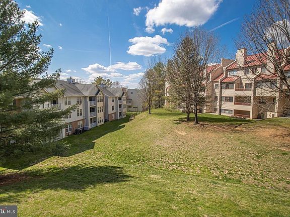 3rd image of 8005 Township Dr #202-F