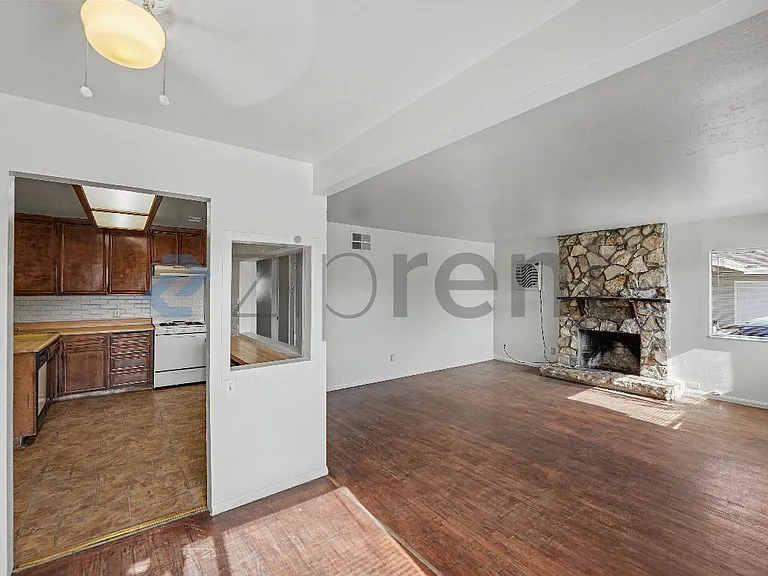 44302 Kirkland Ave — Photo 7