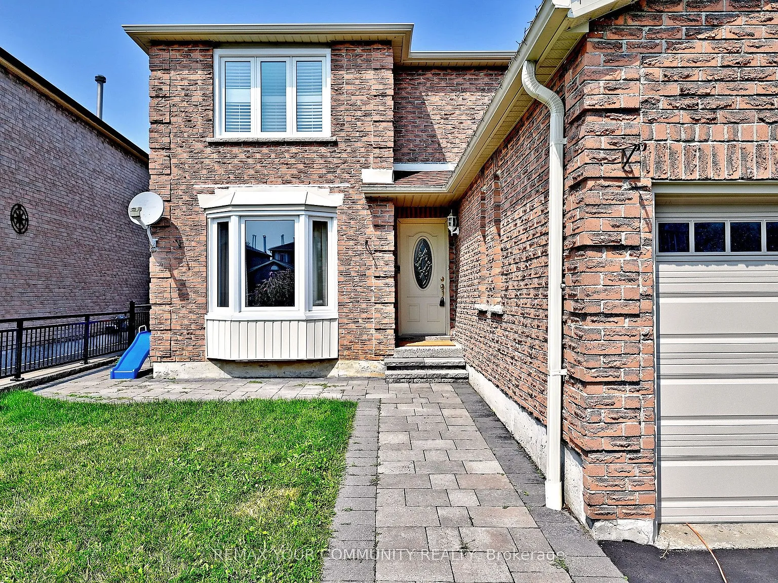 4 bed, $3,200 — Photo 3