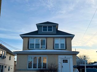 238 Columbus Pl Floor 2, Cliffside Park, NJ 07010