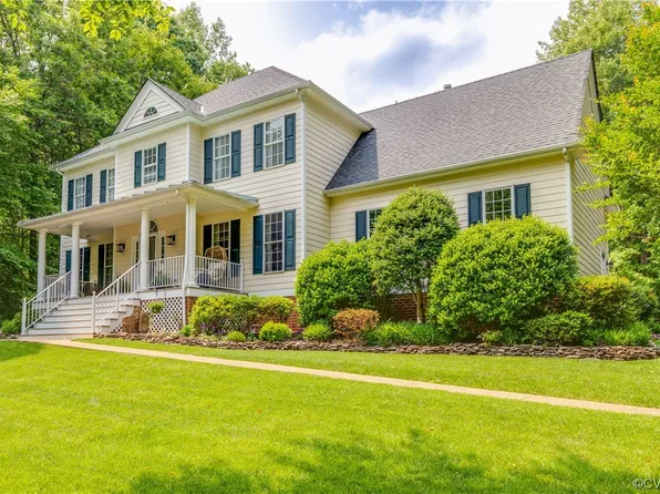 1226 Hawkwell Dr, Maidens, VA 23102