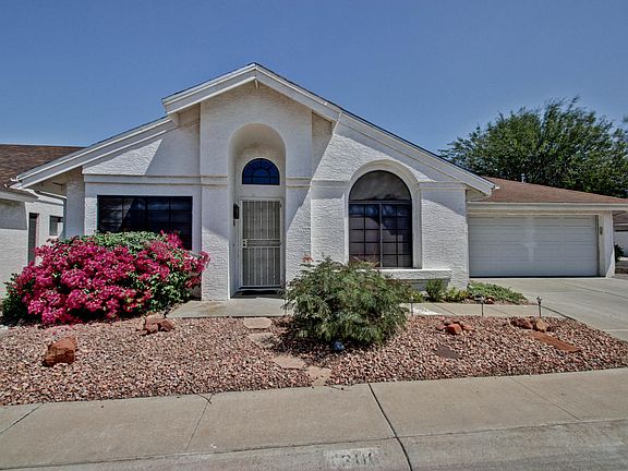 2nd image of 3306 E Siesta Ln