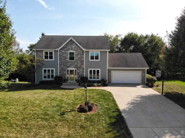 3091 West Yorkshire CIRCLE, Franklin, WI 53132