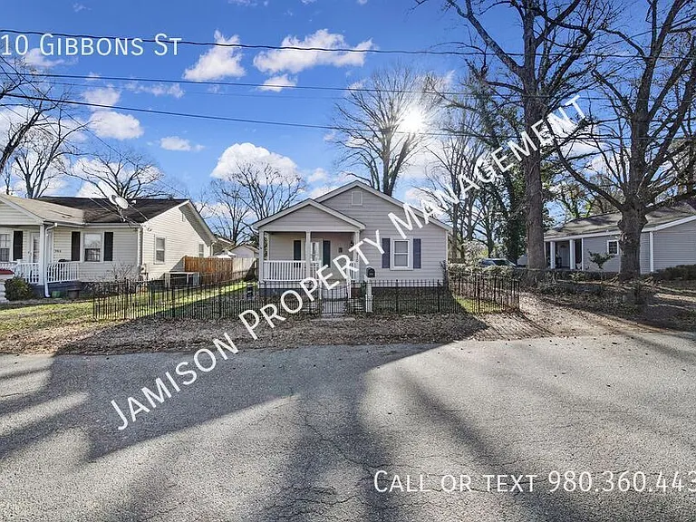910 Gibbons St — Photo 17