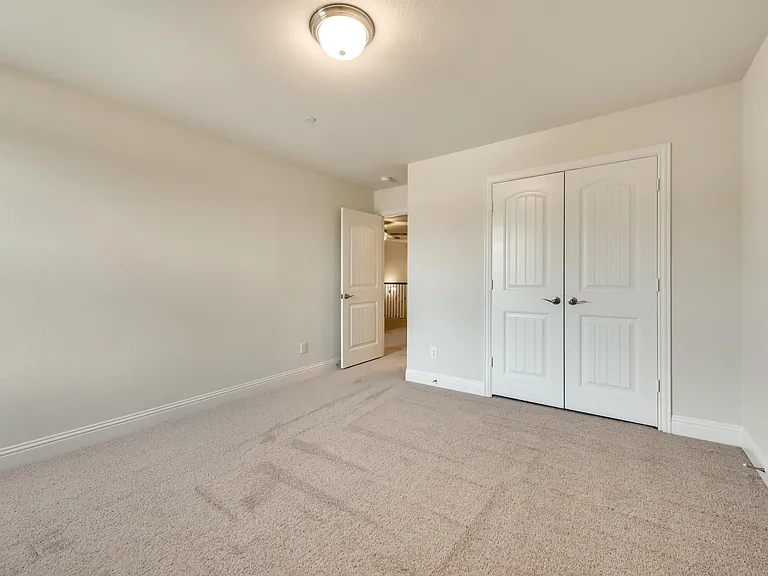 1245 Wiltshire Dr — Photo 14