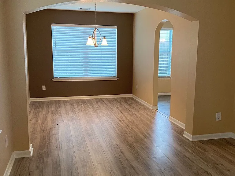 19162 Yellow Thrush Dr — Photo 2