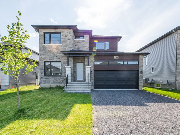 61 Duncanville St, Russell, ON K4R 0G3