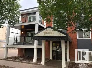 10525 83rd Ave NW #4, Edmonton, AB T6E 2E1