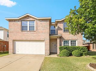 221 Windmill Dr, Justin, TX 76247