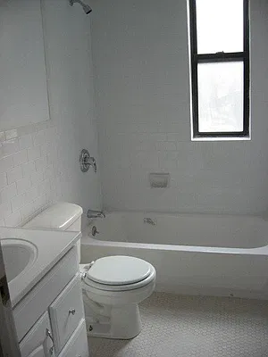 Rented by PMG Real Estate  | media 2